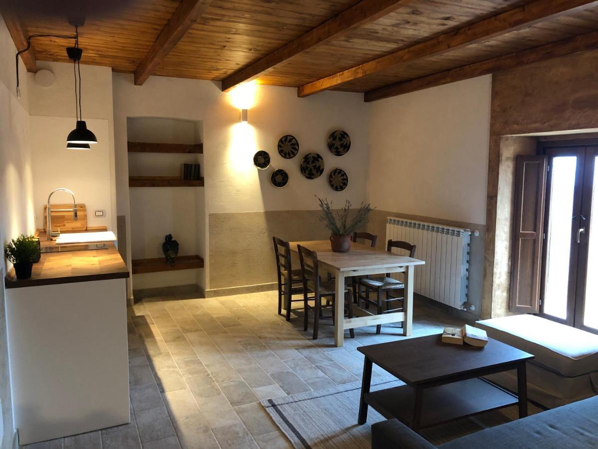 Casa Antica Apartment Santo Stefano Di Sessanio Bagian luar foto